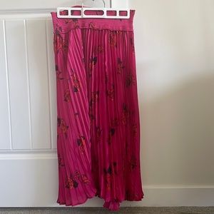 Banana Republic Mid-Calf Length Skirt (Size Sm)